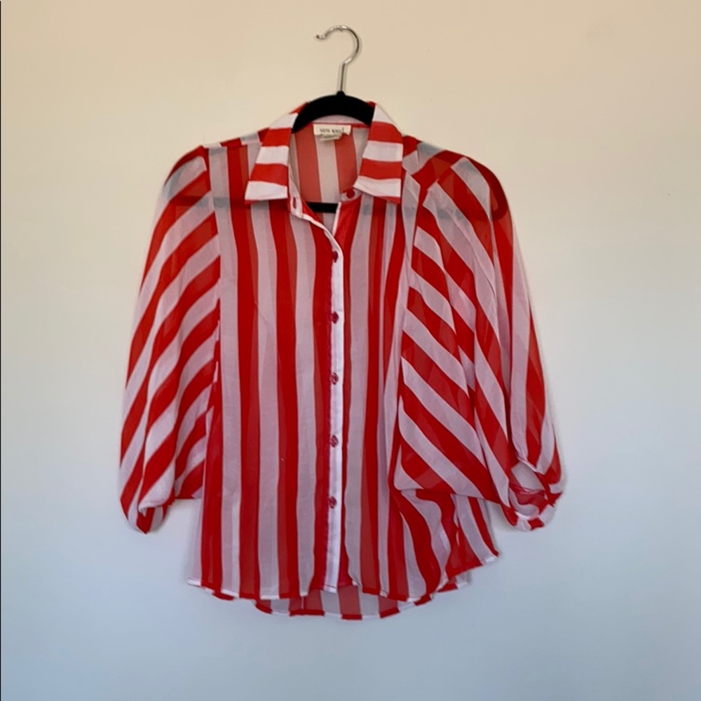 Sheet stripe button up